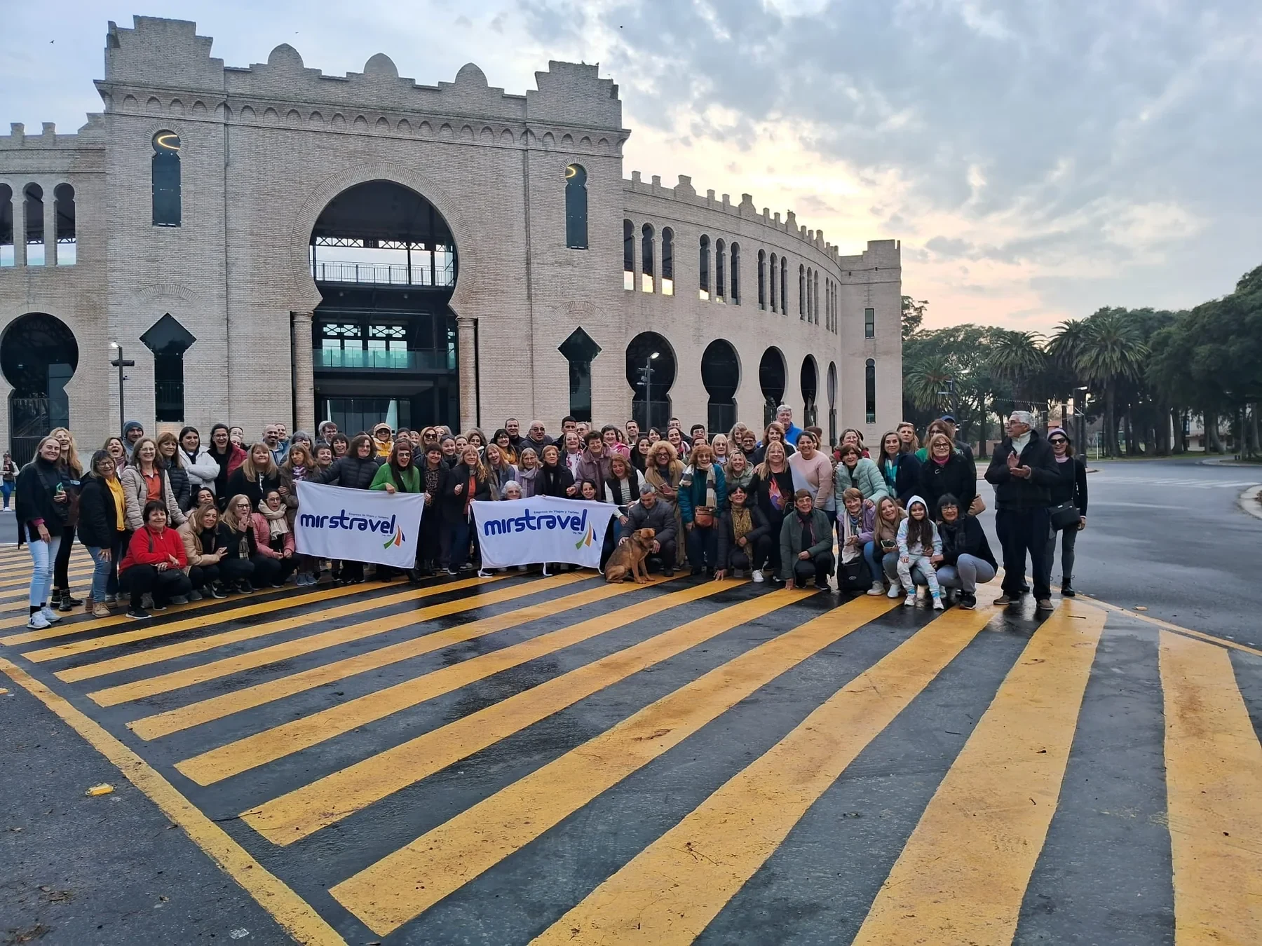 Grupo de visitantes en Colonia
