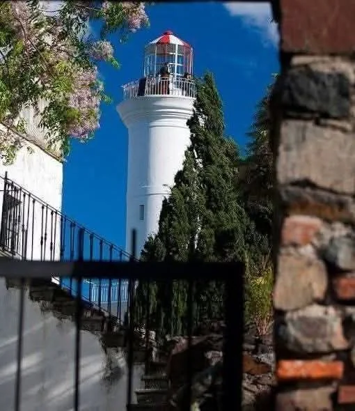 Faro de Colonia
